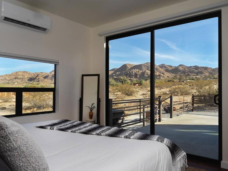 Panoramic Heaven - Luxury Designer Property W Spa Joshua Tree Exteriör bild