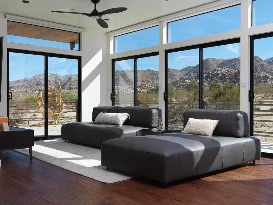 Panoramic Heaven - Luxury Designer Property W Spa Joshua Tree Exteriör bild