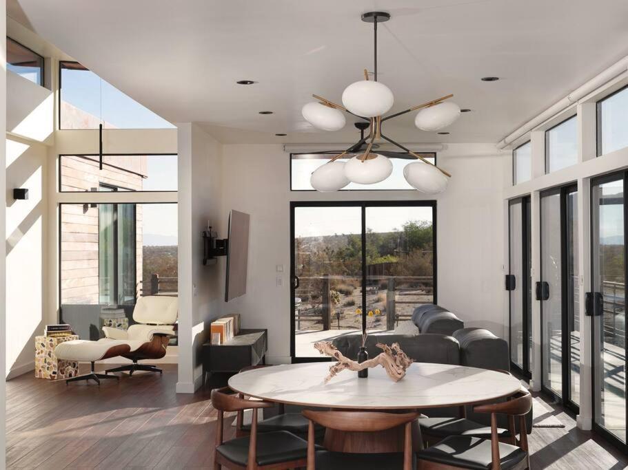 Panoramic Heaven - Luxury Designer Property W Spa Joshua Tree Exteriör bild